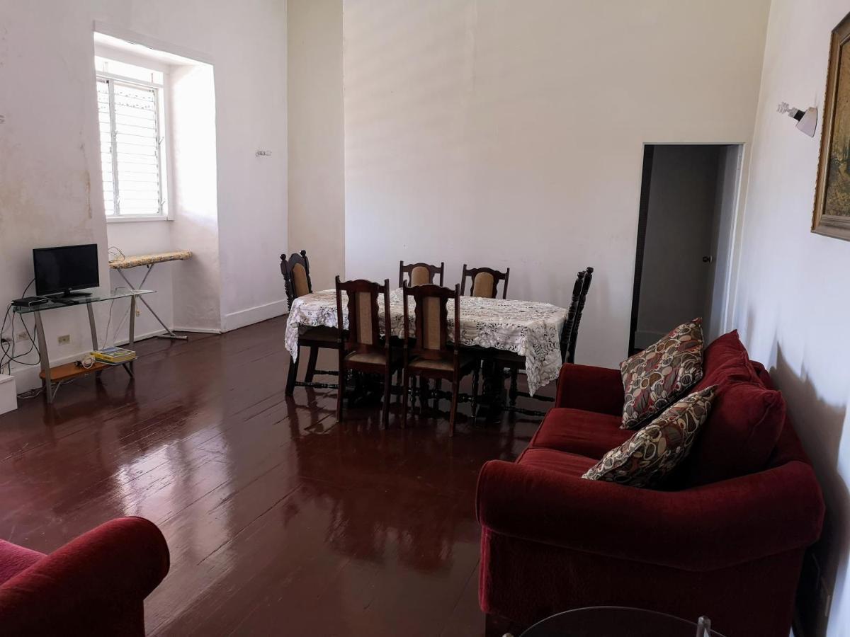Ventnor House Apartments Бриджтаун Екстер'єр фото